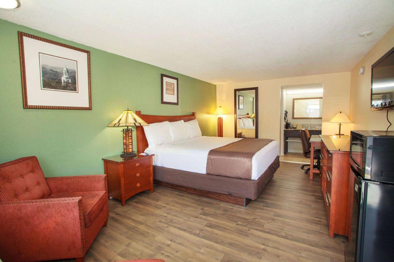 Travelodge By Wyndham Macon West Kültér fotó